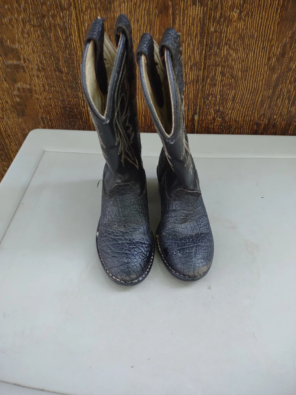 Bronco black textured cowboy boots,  Western Style Kids 9D